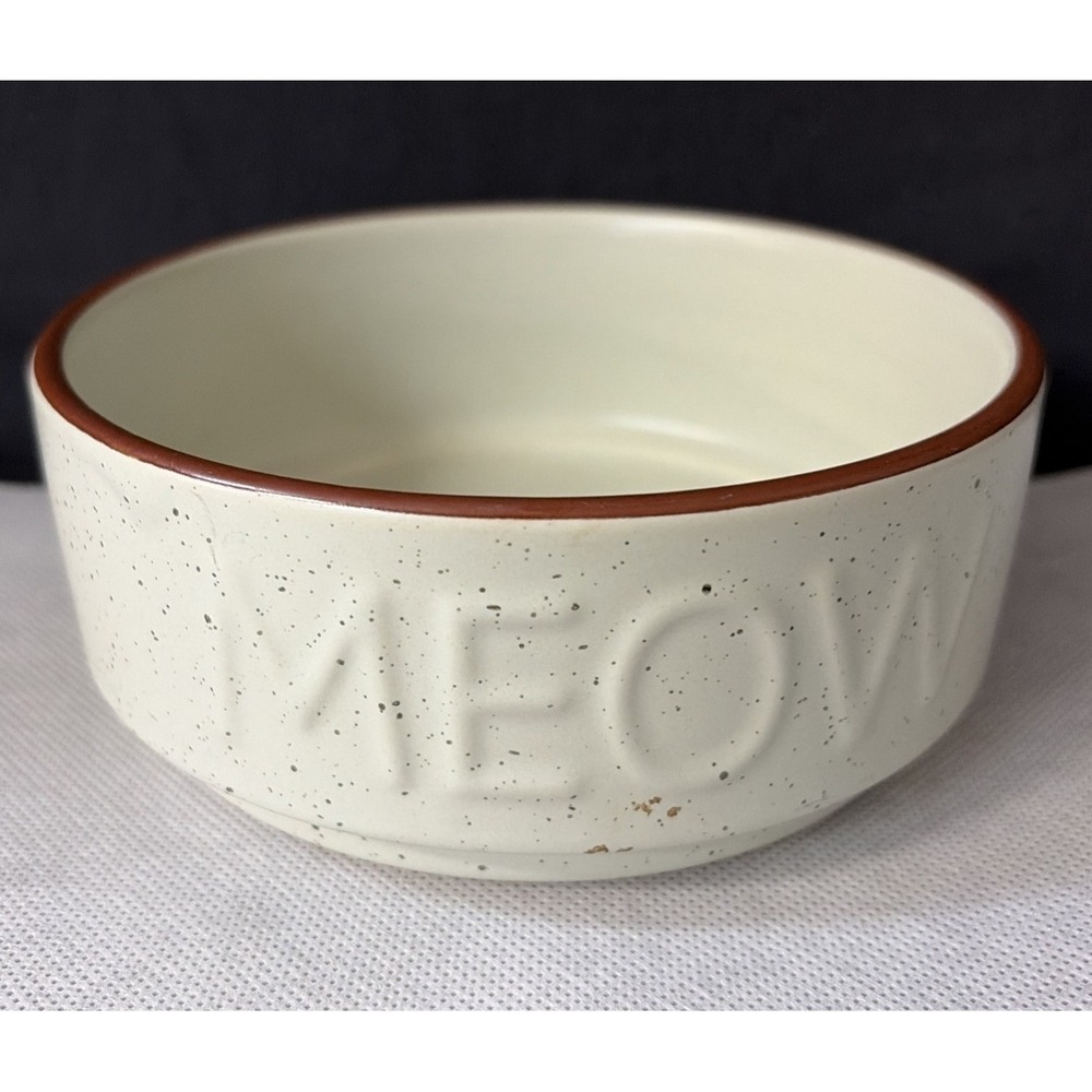 Whisker City Ceramic White Cat Bowl - Meow - 5"x 2"